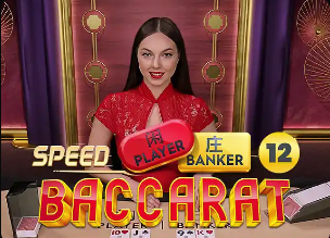 乔治娜社媒晒千万英镑豪车和数百万英镑珠宝，与C罗十指紧扣